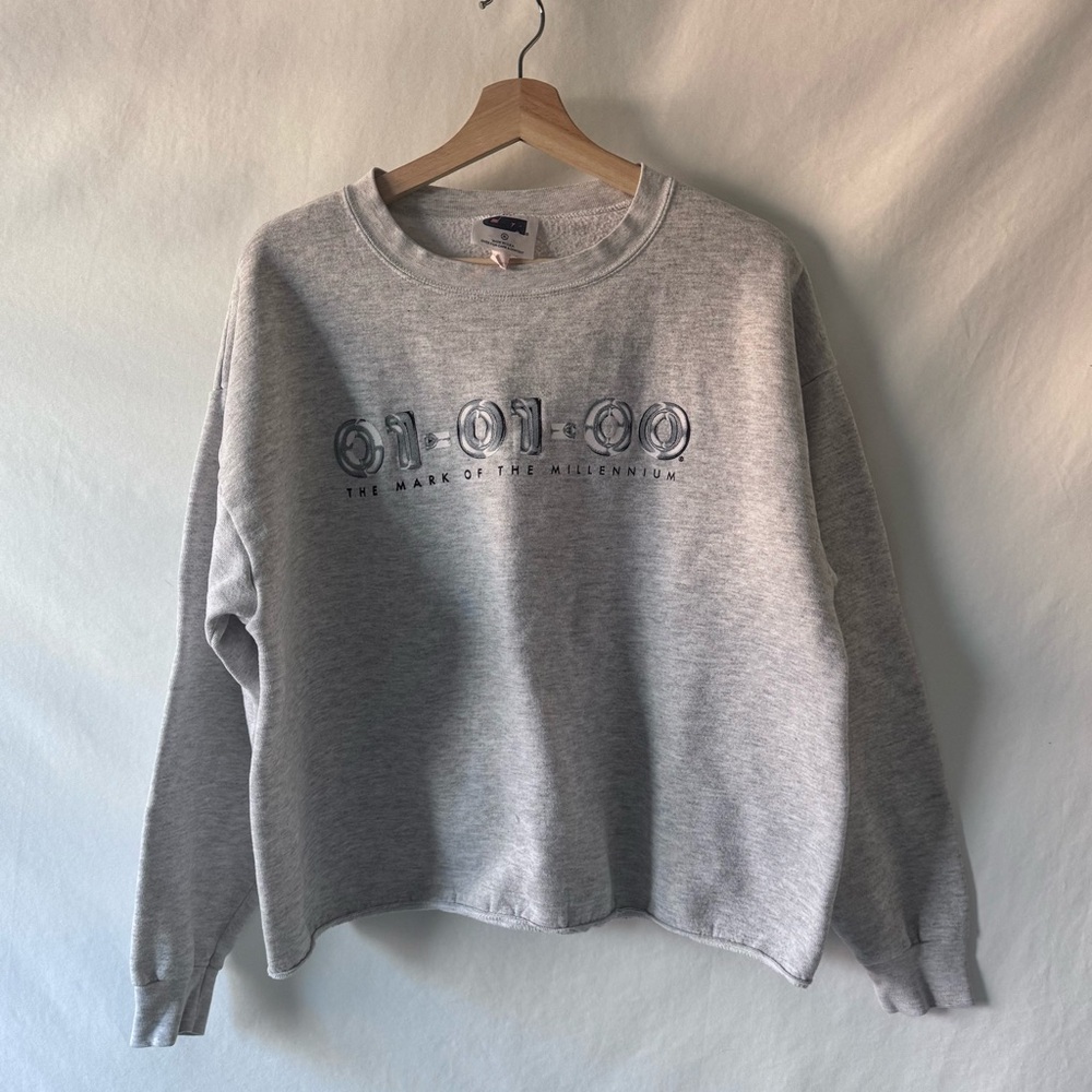 Vintage Y2K Millennium Sweatshirt Logo 7 Made USA 01-01-00 Gray XL
